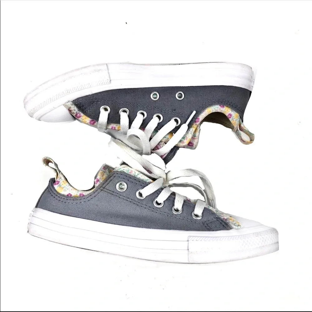 Converse Girls Double Tongue Sneakers Sz 2
